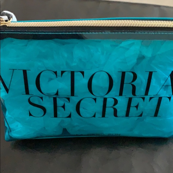 Victoria Secret Beauty Pouch/ Travel Bag - Picture 3 of 4